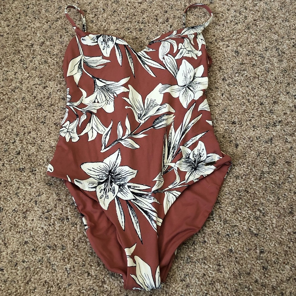 Roxy one piece floral bathing suit